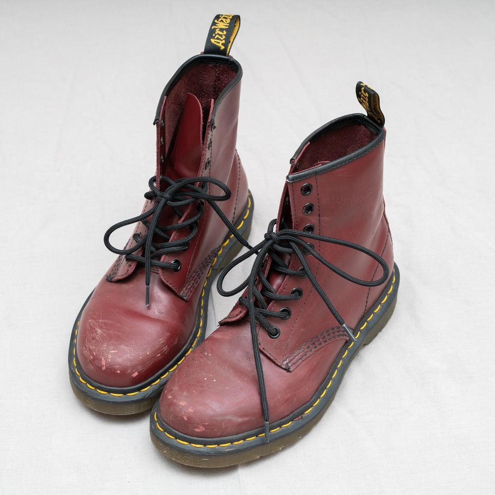 Doc Martins Womens 1460 Smooth Leather Lace Up Boots Cherry Red